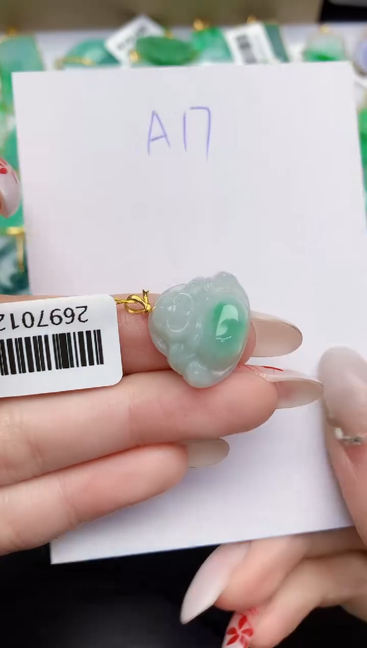 【闪购商品】翡翠颈饰18K金镶嵌00000000000