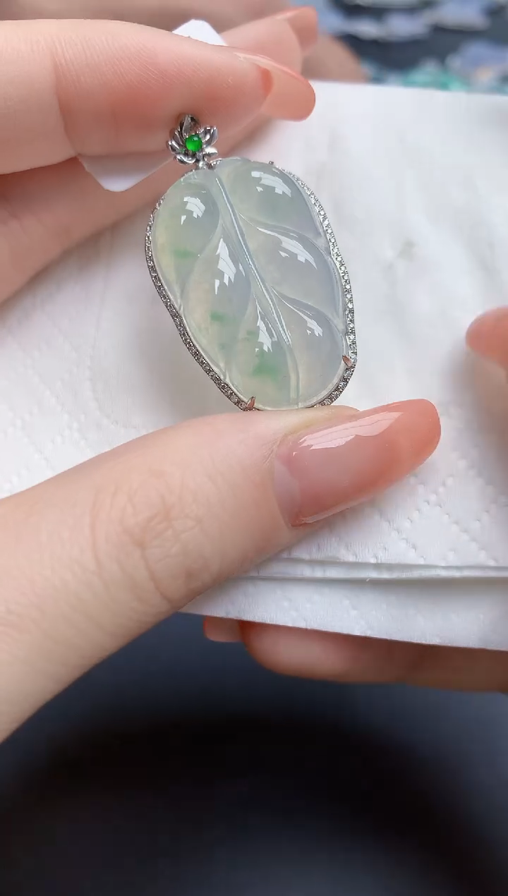 【闪购商品】翡翠颈饰18K金镶嵌天然缅甸翡翠A货