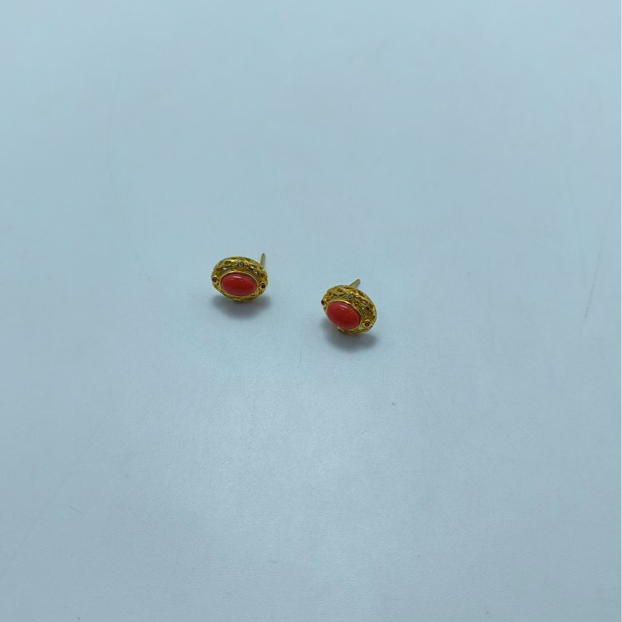 B6689 山山红色蛋面耳钉 多样性发货其一 气质 | 时尚 百搭 素款