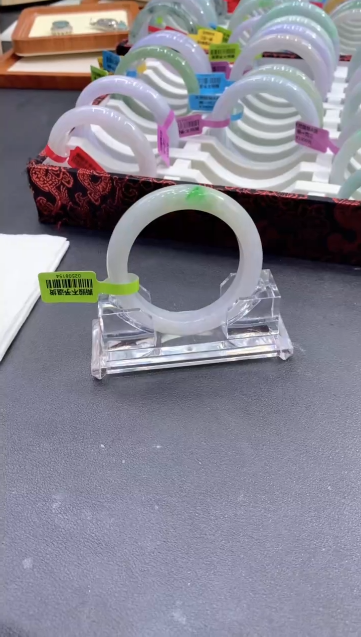 未镶嵌手镯翡翠000033872