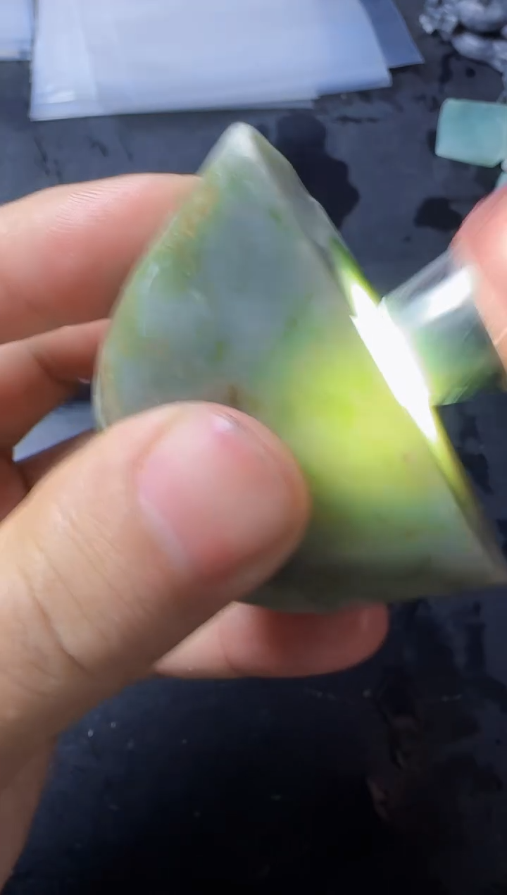 【闪购商品】翡翠挂件未镶嵌045翡翠