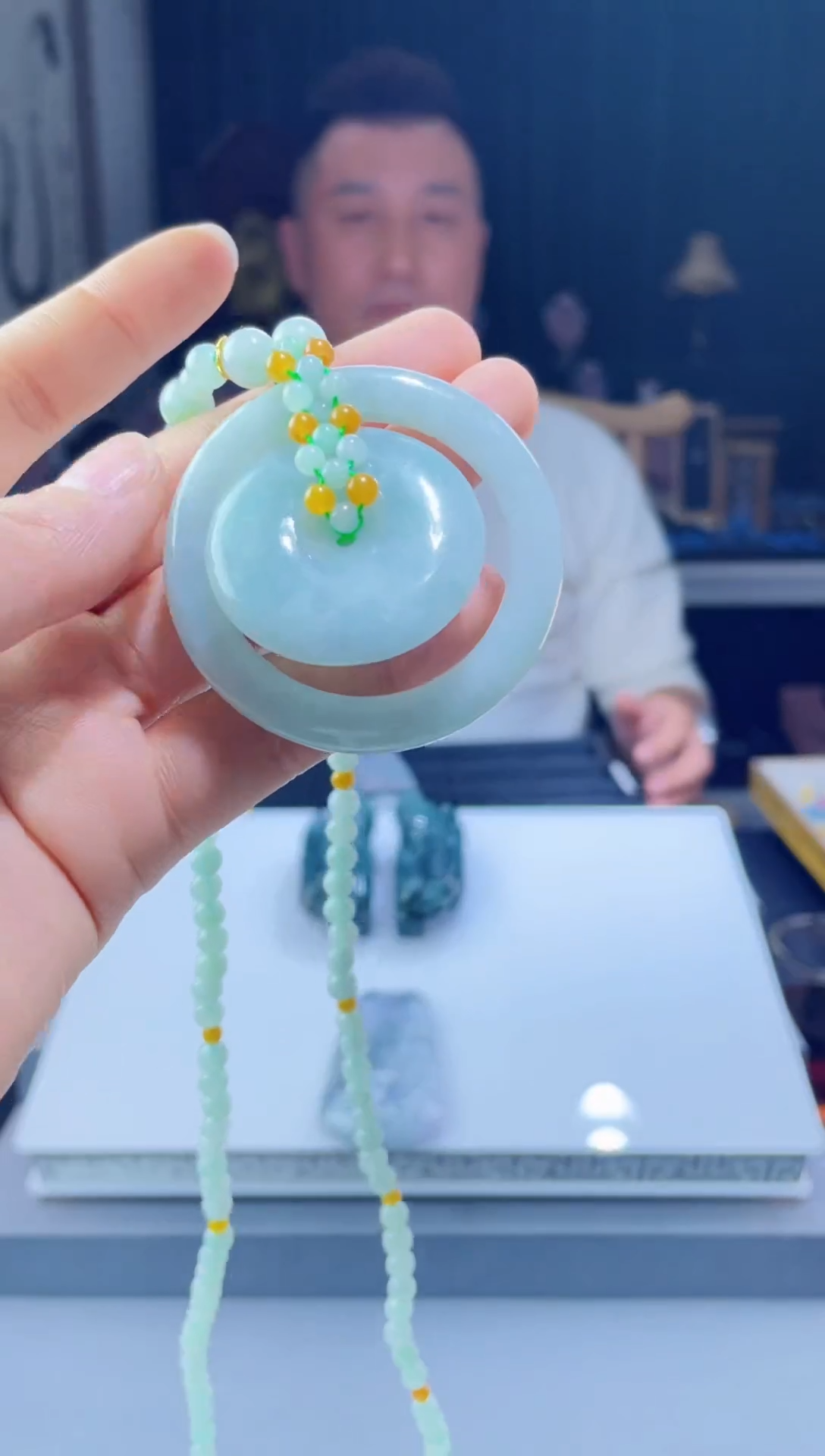 吊坠(不含链)未镶嵌翡翠劲饰未镶嵌翡翠 多样性发其一