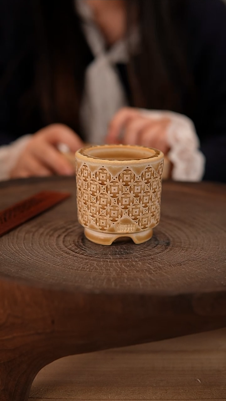 【闪购商品】红陶红陶3-7-215默认有瑕口4.5