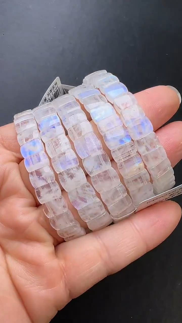 未镶嵌手牌月光石蓝月光手牌 12-14g JP57750 多样性发一
