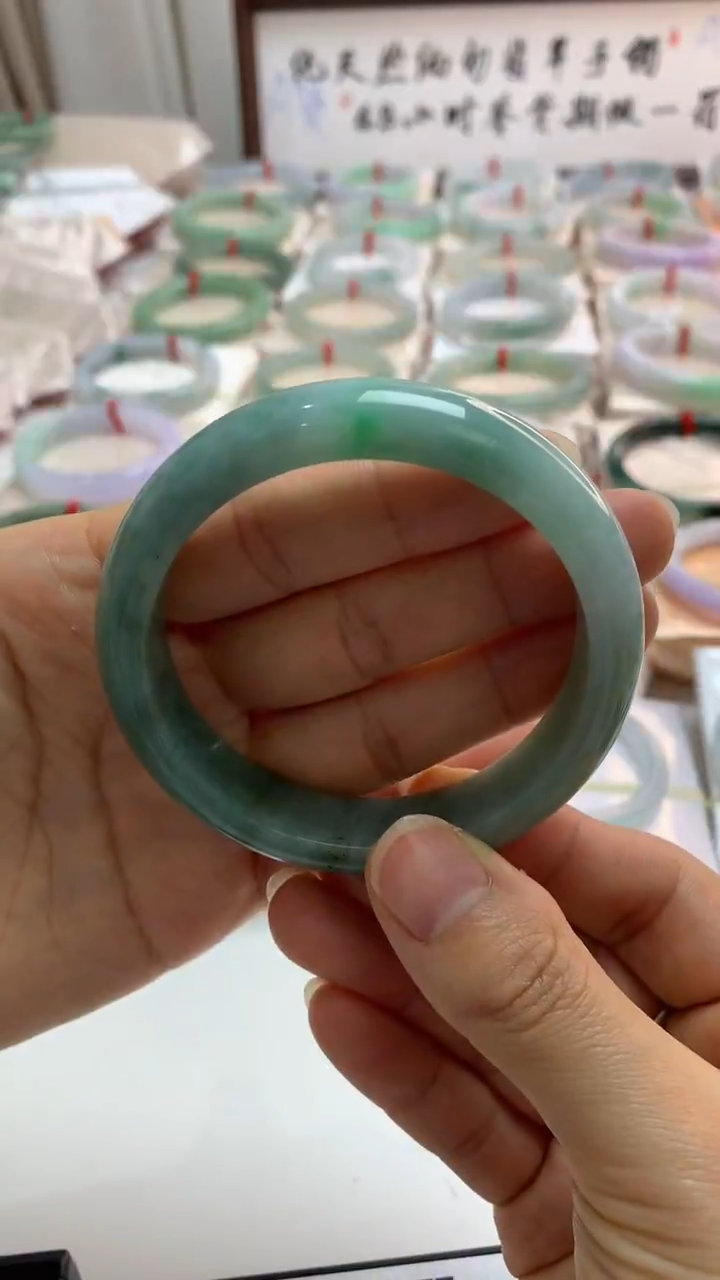 未镶嵌手镯翡翠57.9果绿带色