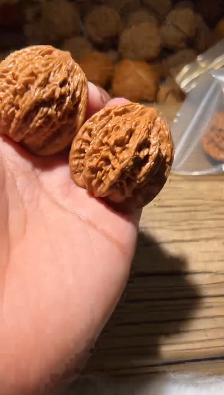 文玩核桃堂上虎40