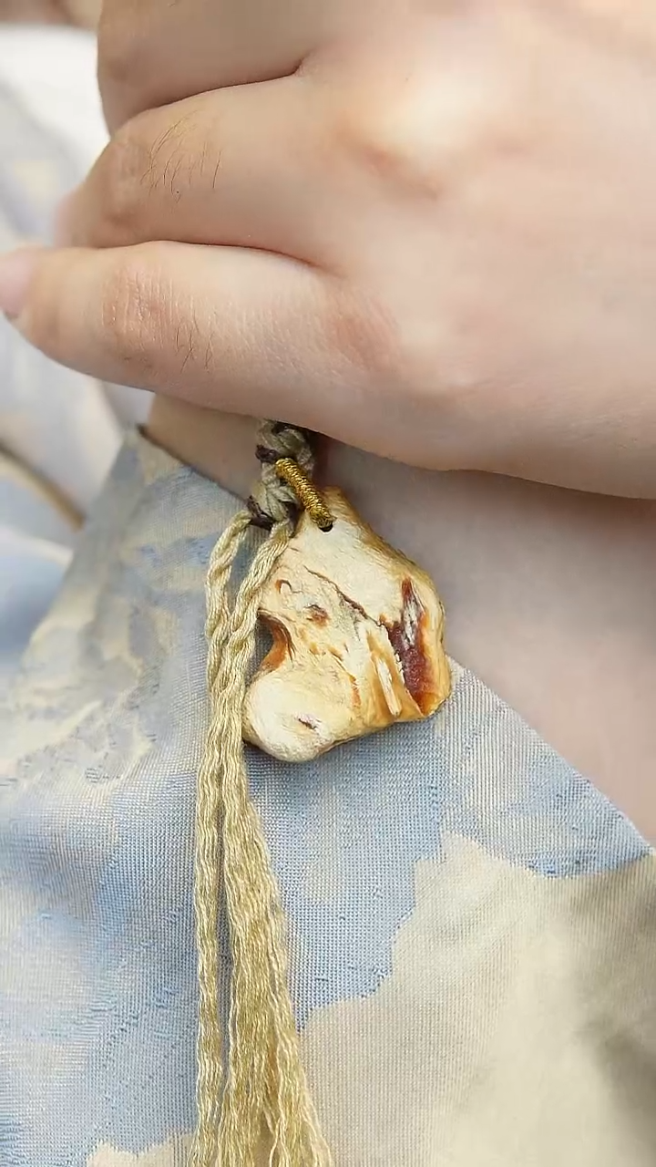 【闪购商品】蜜蜡裸石未镶嵌原石