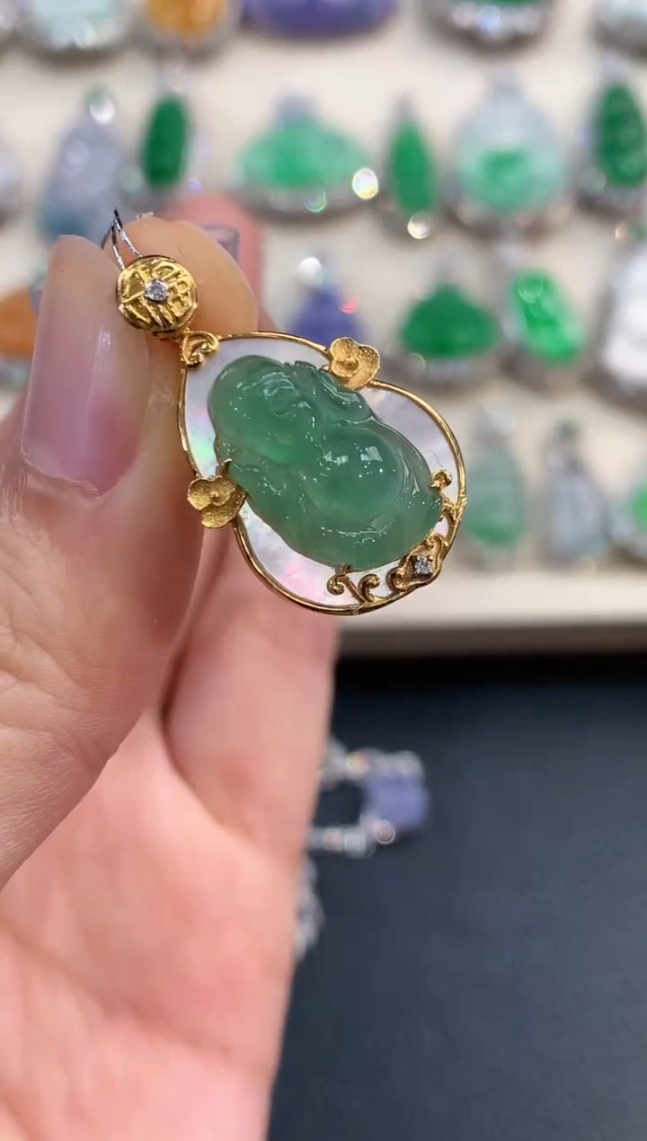 【闪购商品】翡翠吊坠(不含链)18K金镶嵌D5 