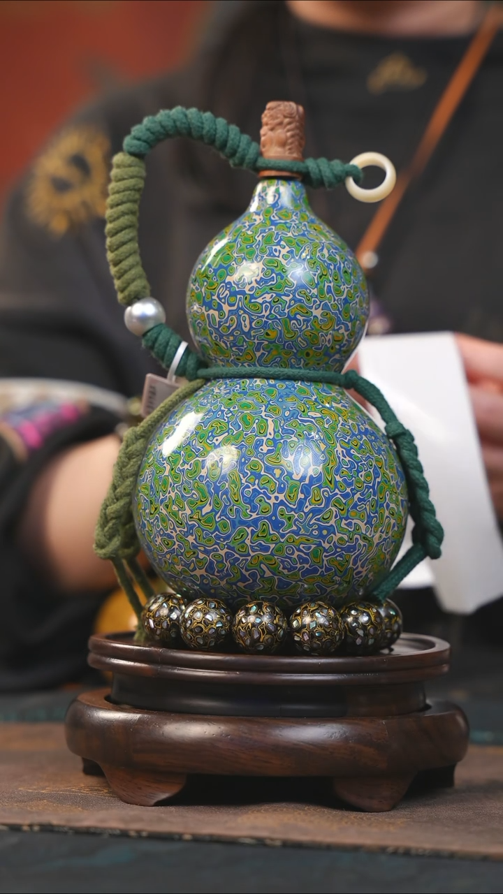 【闪购商品】YV176漆艺酒葫芦不包手串及旋转底座
