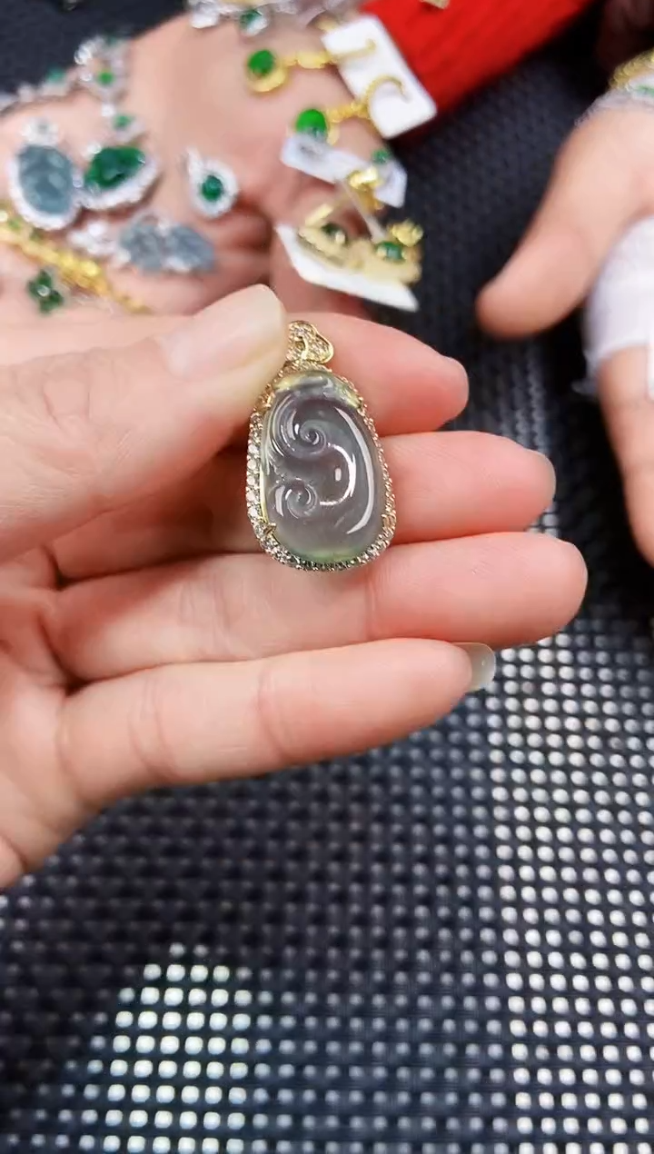 【闪购商品】翡翠吊坠(不含链)未镶嵌111111111