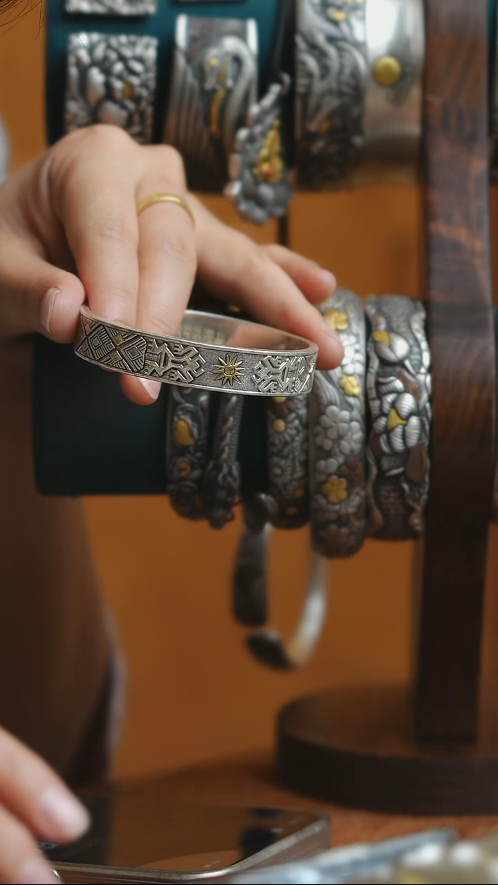 无足银丫*图腾足银999手镯