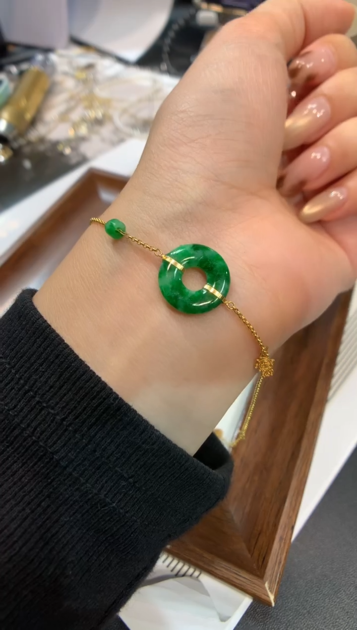 18K金镶嵌手链翡翠手链