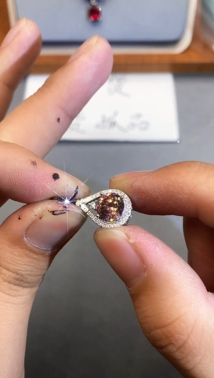 【闪购商品】石英质玉珠宝奇石合金1