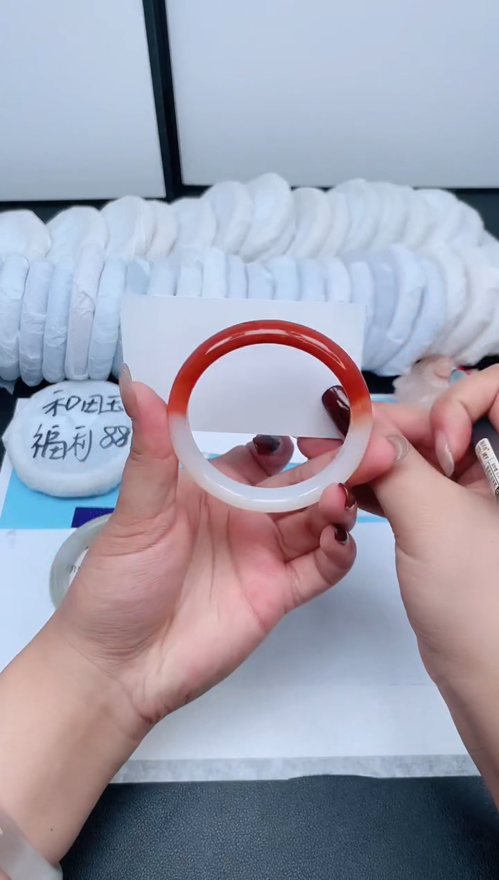 【闪购商品】石英质玉手镯未镶嵌359-56.7