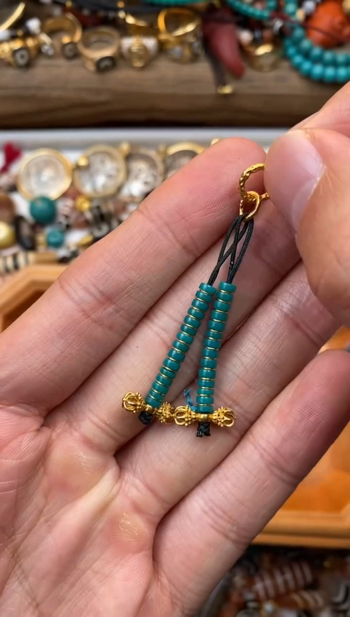 18K金镶嵌绿松石11111火*11111