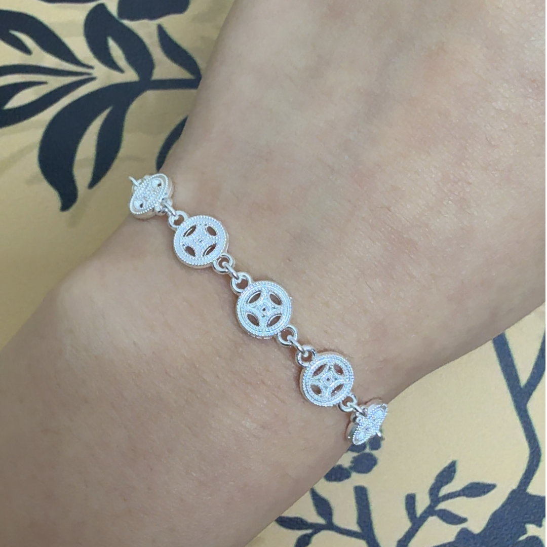 【抓紧处理】定制重工款气质风年味生肖挂饰811 钱多多