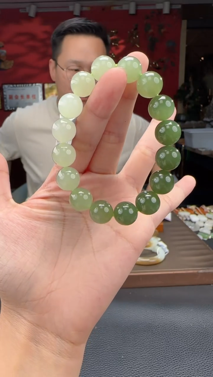 手串未镶嵌和田玉高冰渐进单圈手串