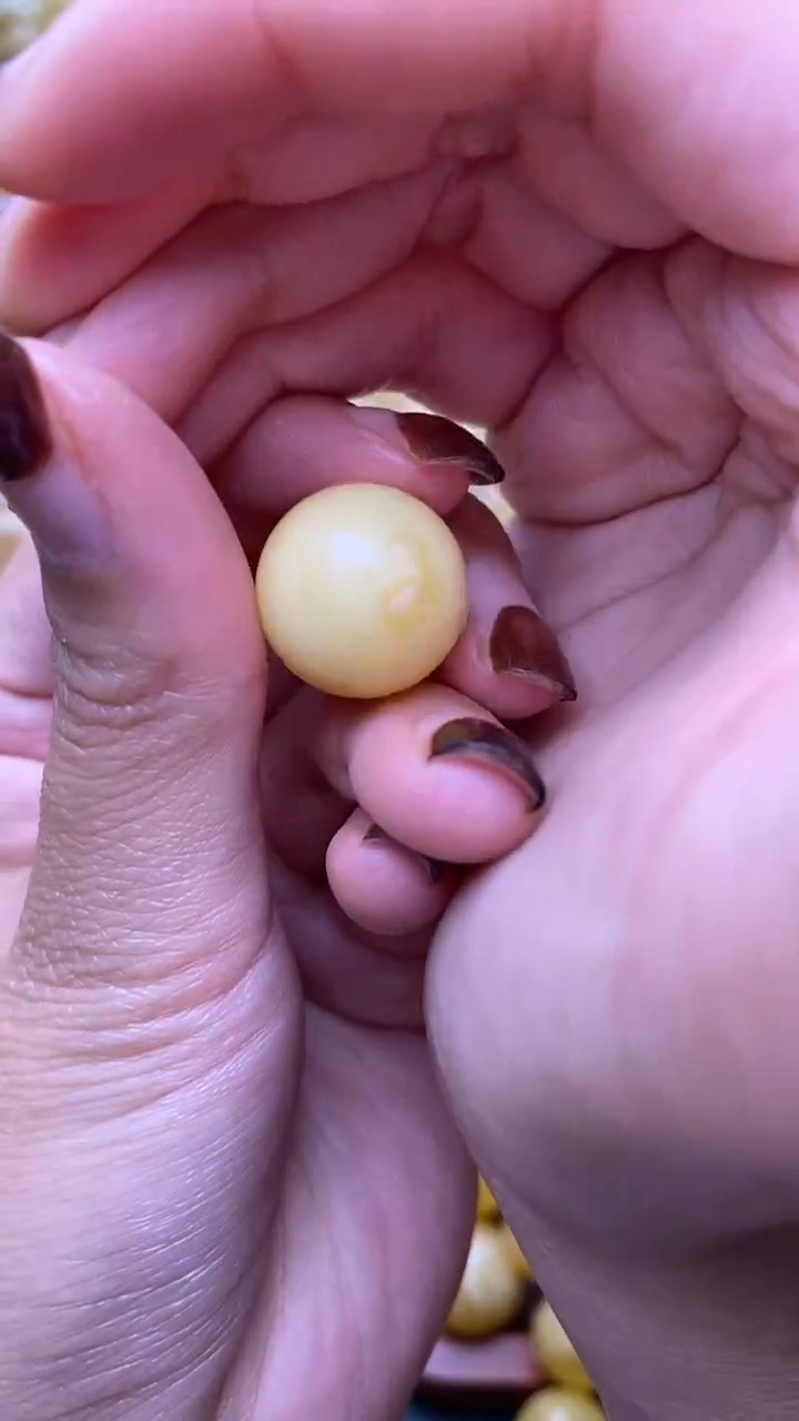 未镶嵌琥珀裸石蜜蜡.54