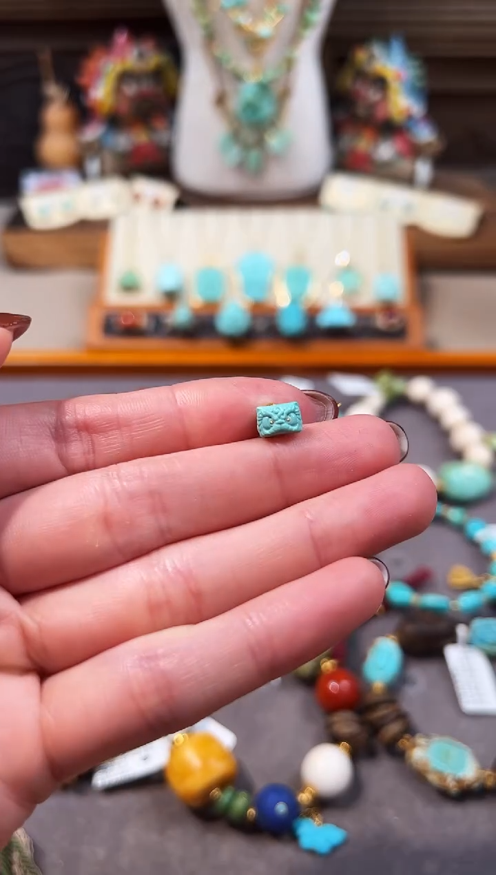 未镶嵌绿松石配饰醒狮