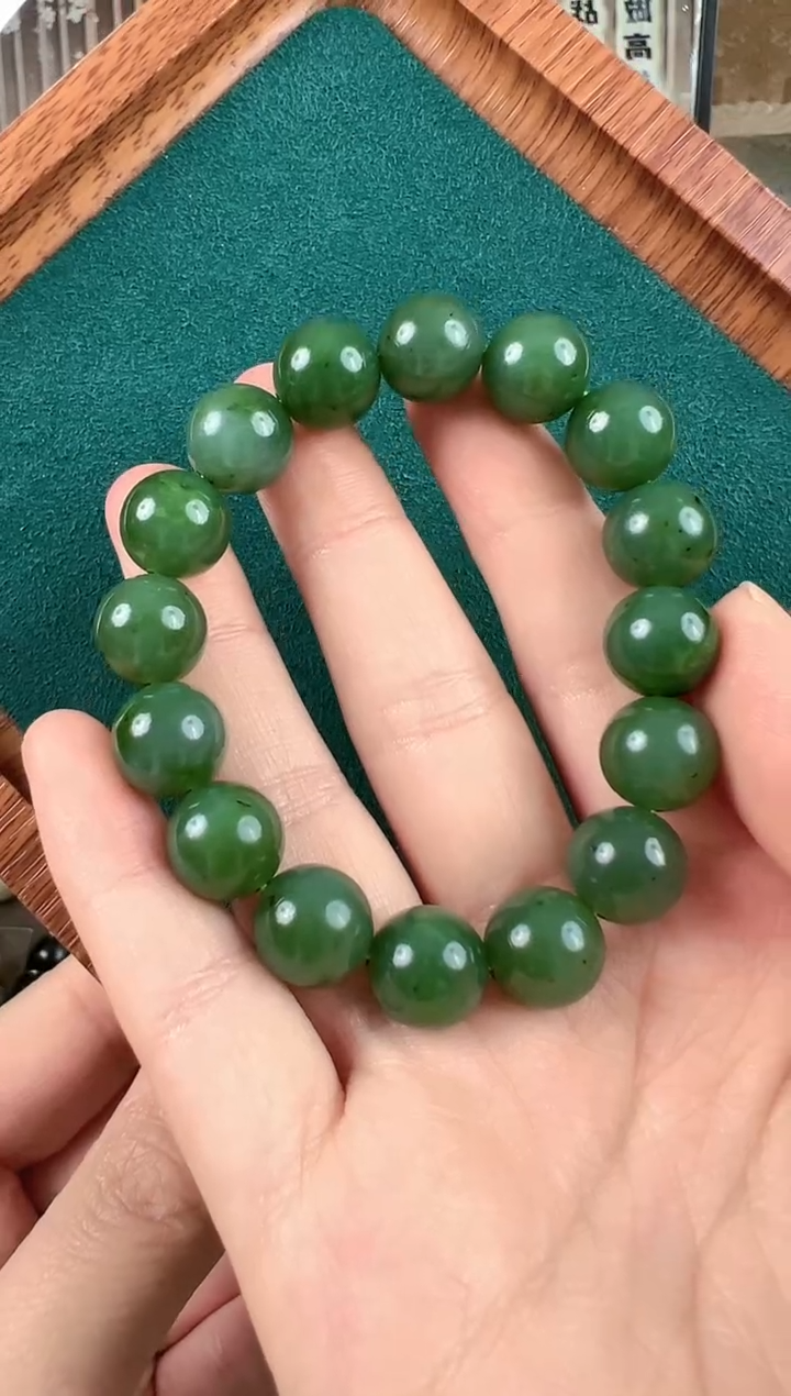 【闪购商品】和田玉手链未镶嵌俄罗斯碧玉手串