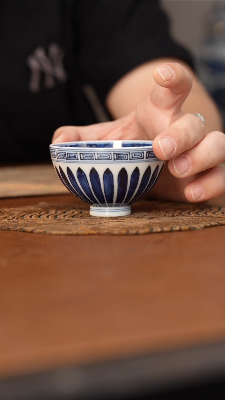 杯尚镇雅器青花鸡心
