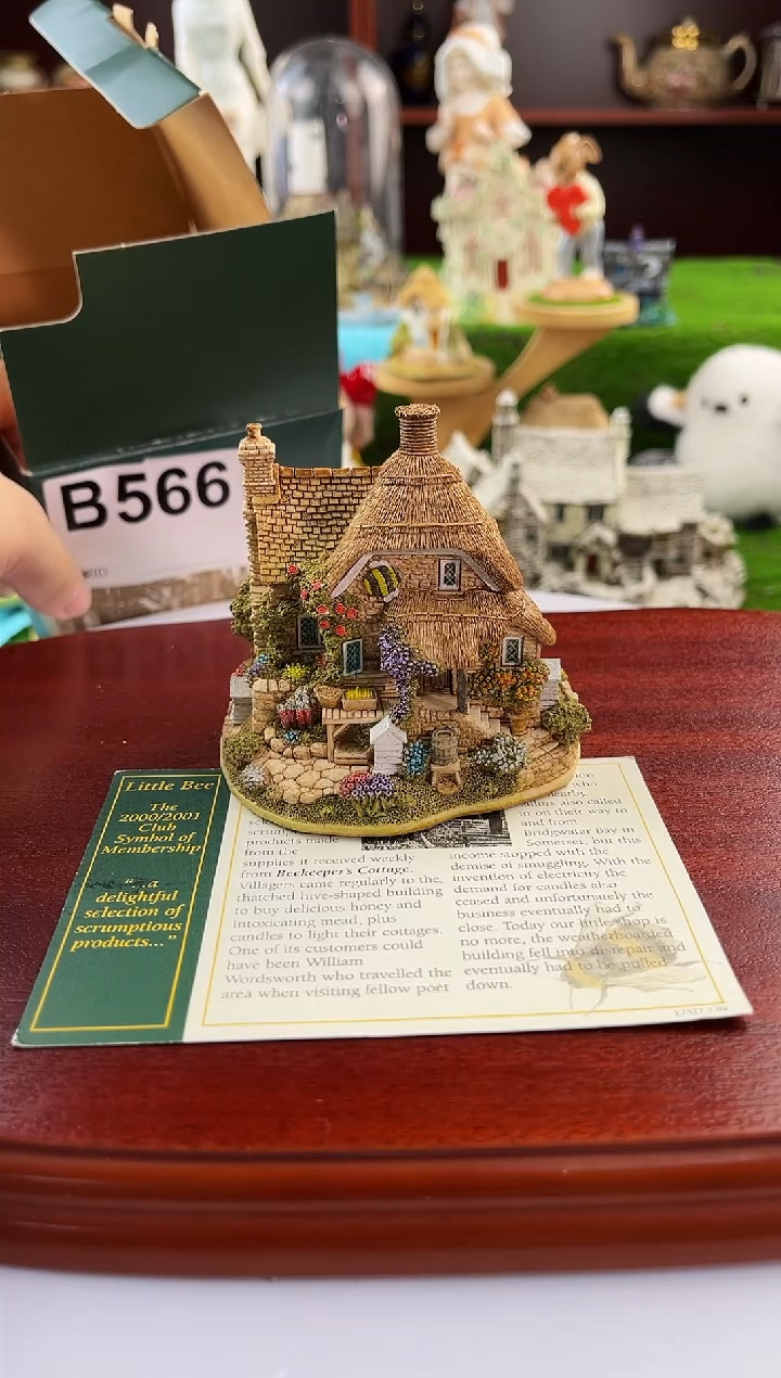 【闪购商品】紫砂茶宠中古小房子