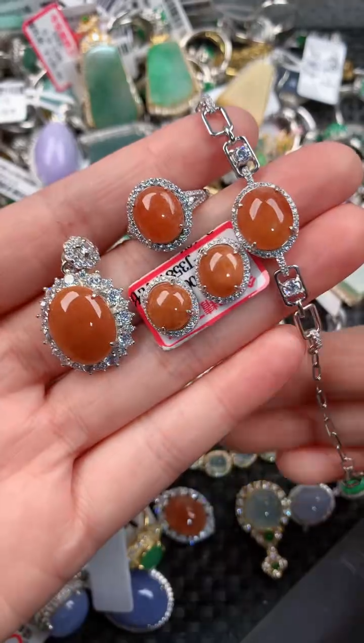 银S925镶嵌戒指翡翠999      8