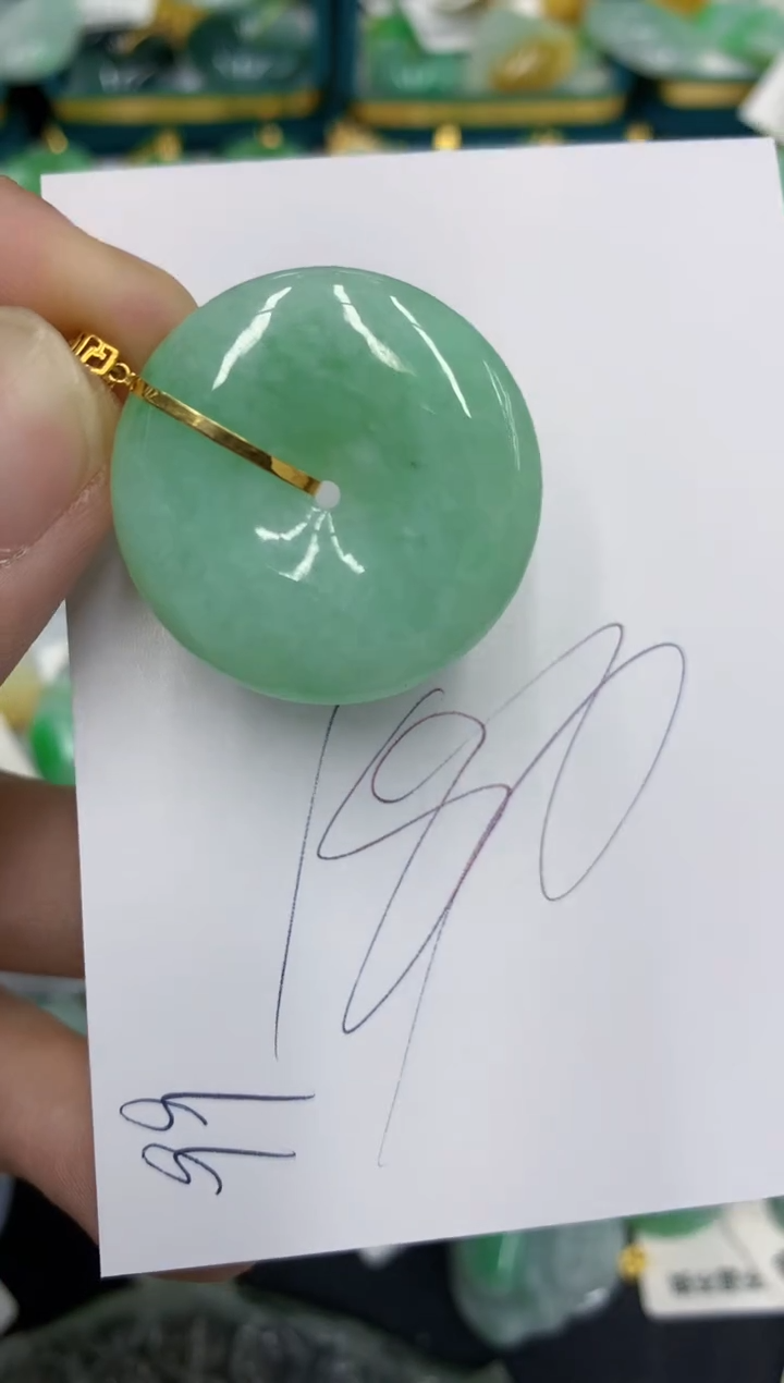 【闪购商品】翡翠颈饰18K金镶嵌11111111111