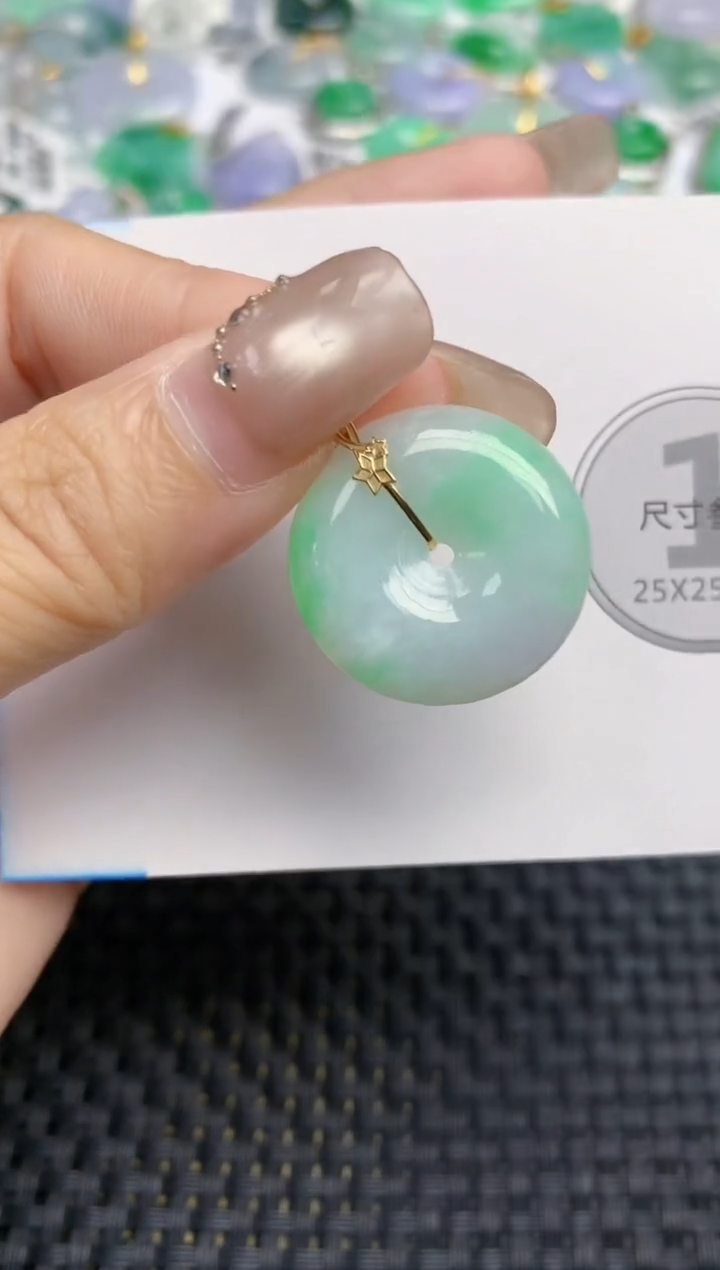 颈饰18K金镶嵌翡翠天然缅甸A货翡翠百元以上9元证书费自理