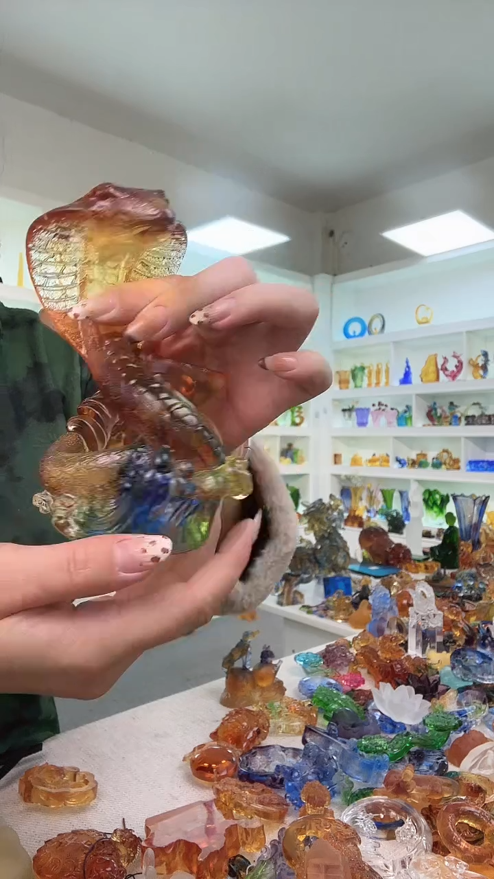 手工艺品琉璃元宝蛇