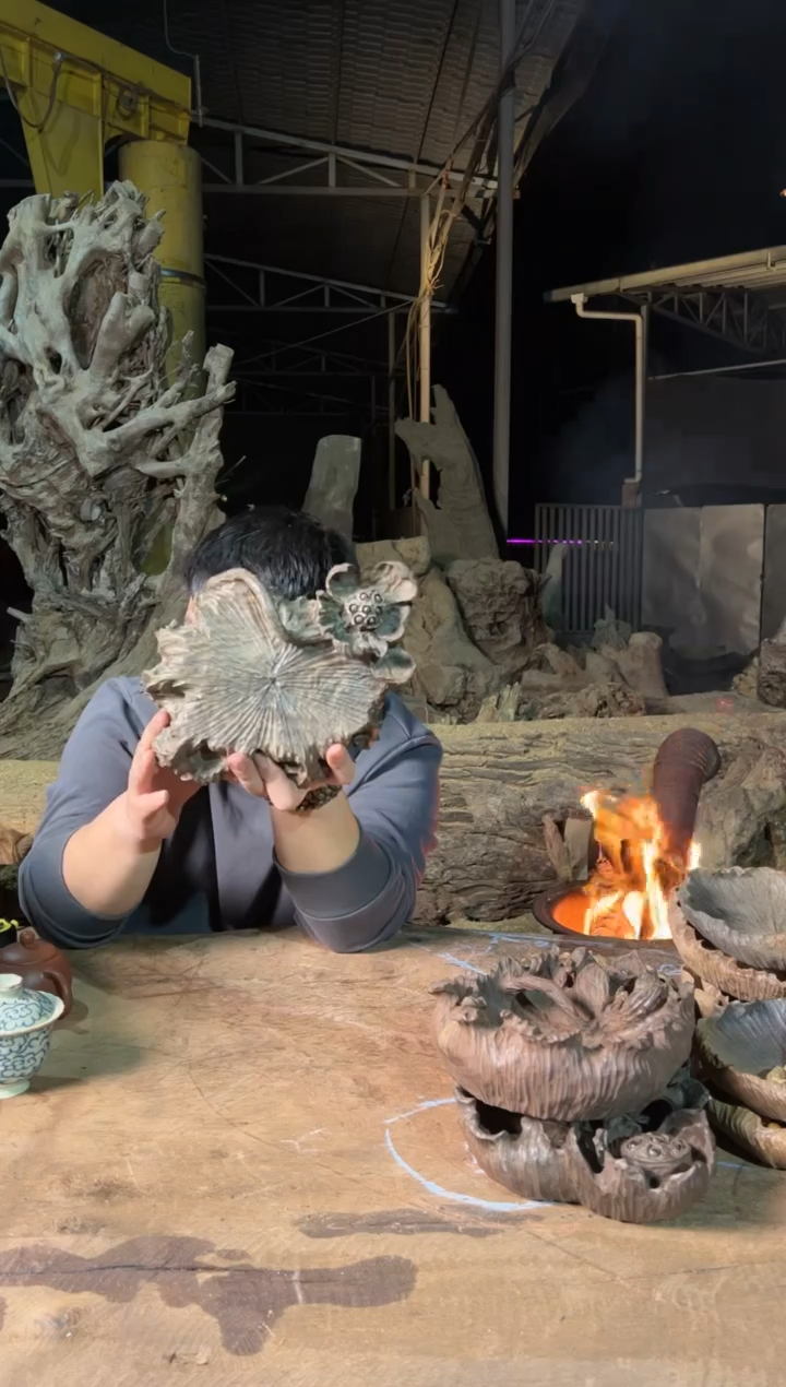 【闪购商品】木1063号乌木金丝楠壶承