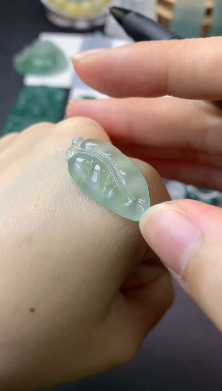 【闪购商品】定制翡翠未镶嵌毛货