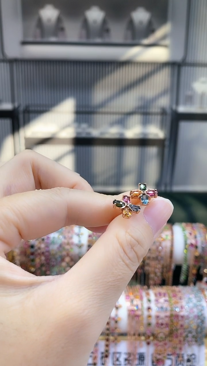 银S925镶嵌耳钉碧玺99999999999