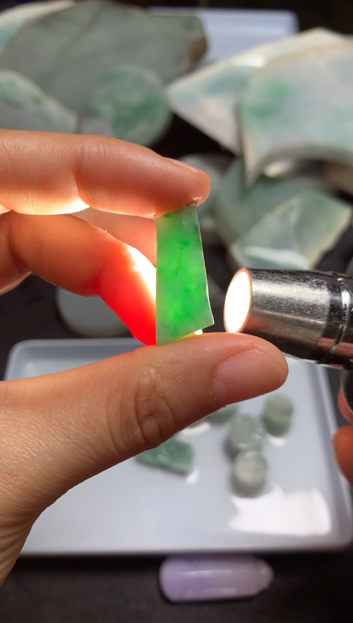 【闪购商品】翡翠颈饰未镶嵌料子