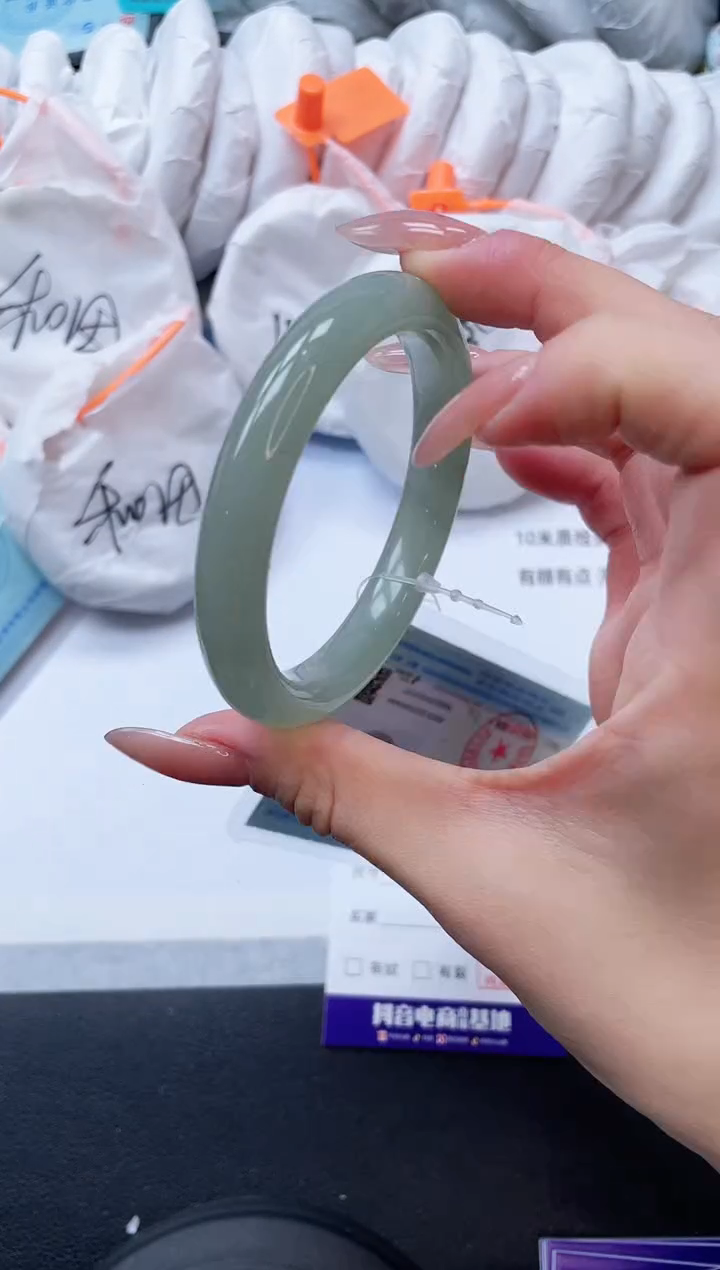 未镶嵌手镯石英质玉4V34-55