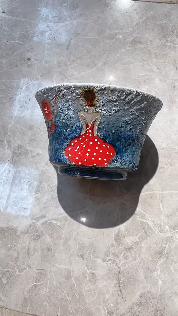 【闪购商品】摆件22-104口24高14    一个