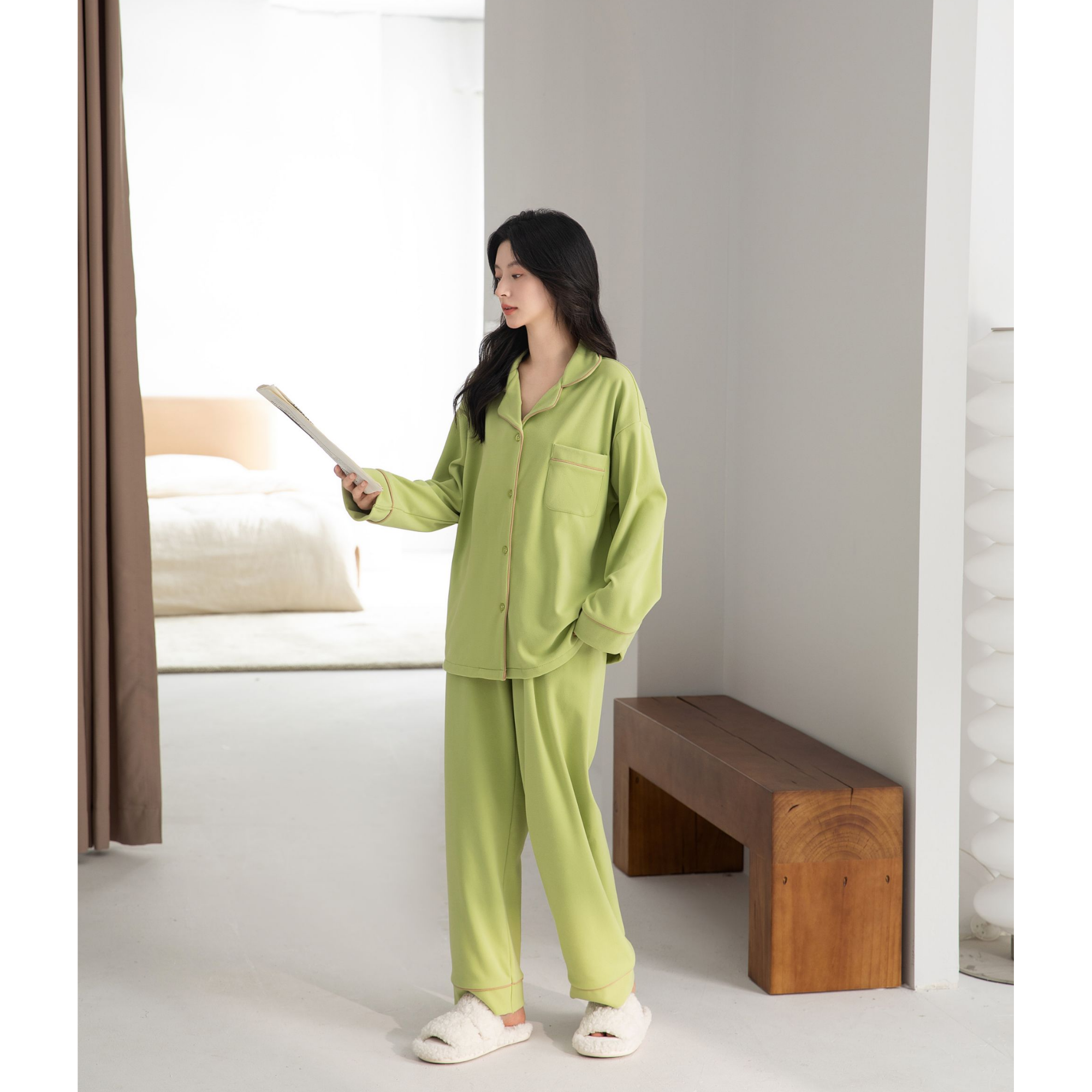 睡衣女秋冬德绒保暖女款薄绒秋季开衫甜美可爱纯色家居服春秋套装