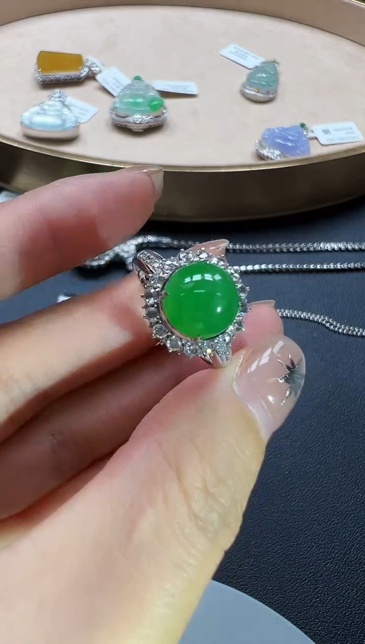 18K金镶嵌戒指翡翠KXHM1003-092