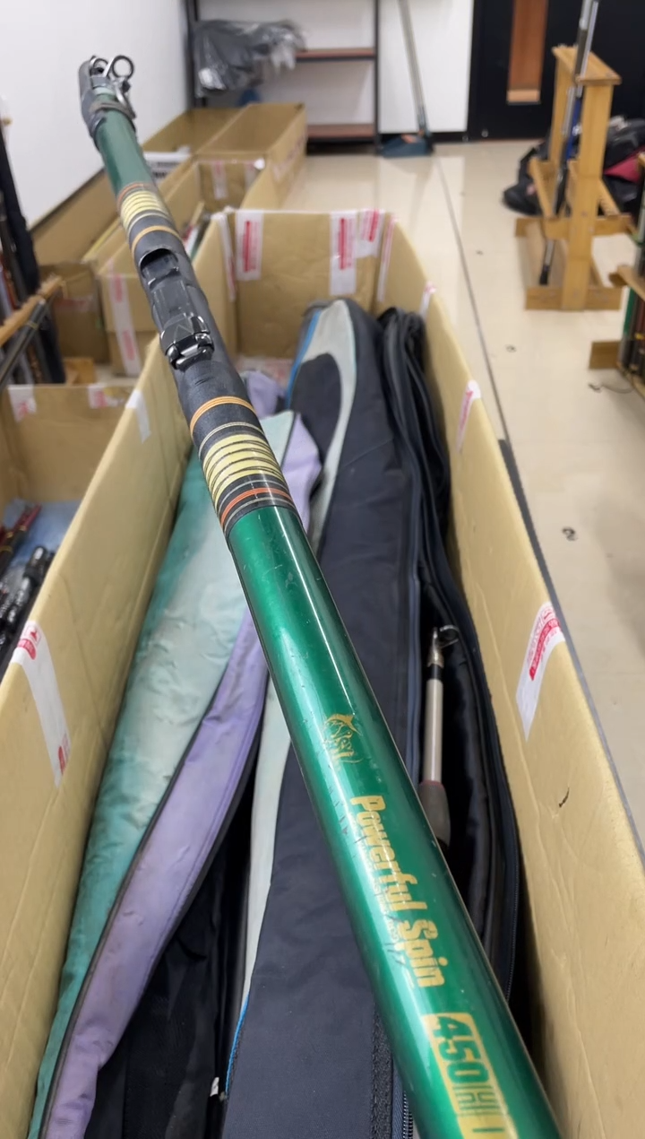 A*哥孤品微瑕，以直播间介绍为准，加10元发顺丰。