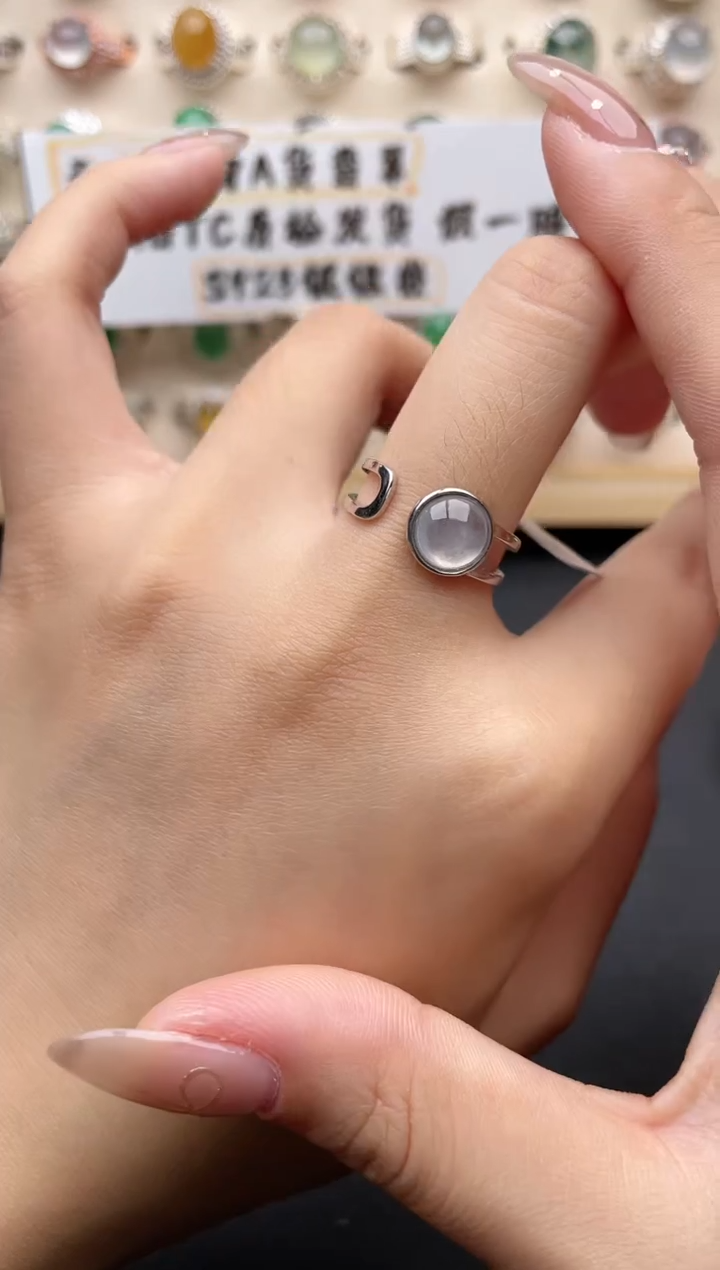 【闪购商品】翡翠戒指银S925镶嵌一物一证一礼盒