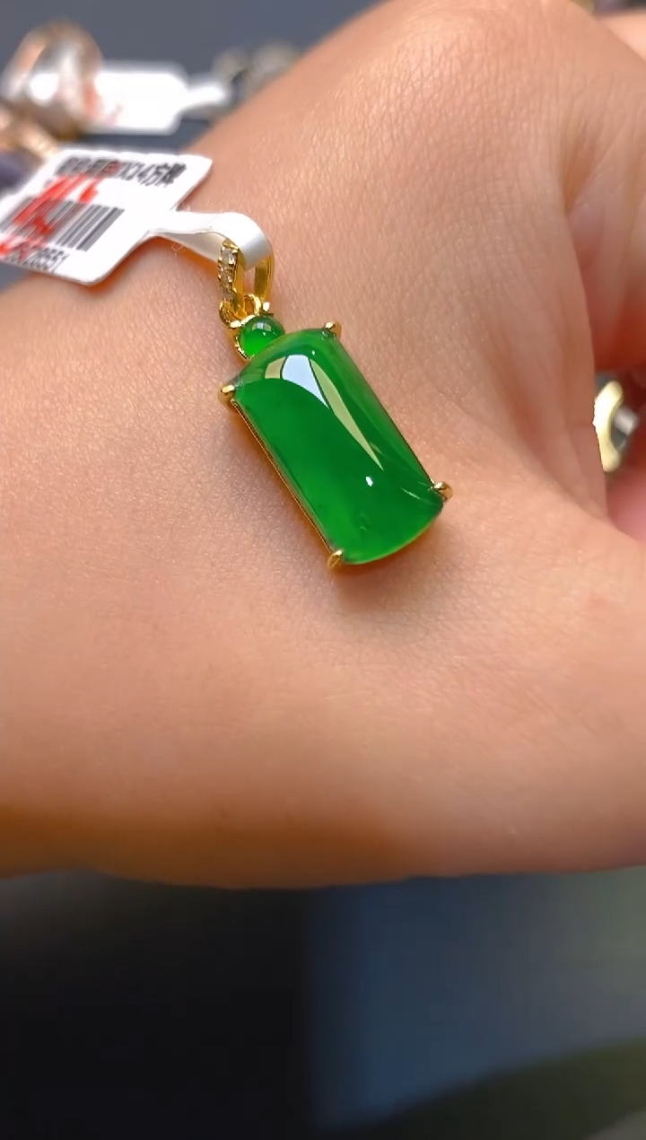 【闪购商品】翡翠耳饰银S925镶嵌天然A货翡翠1