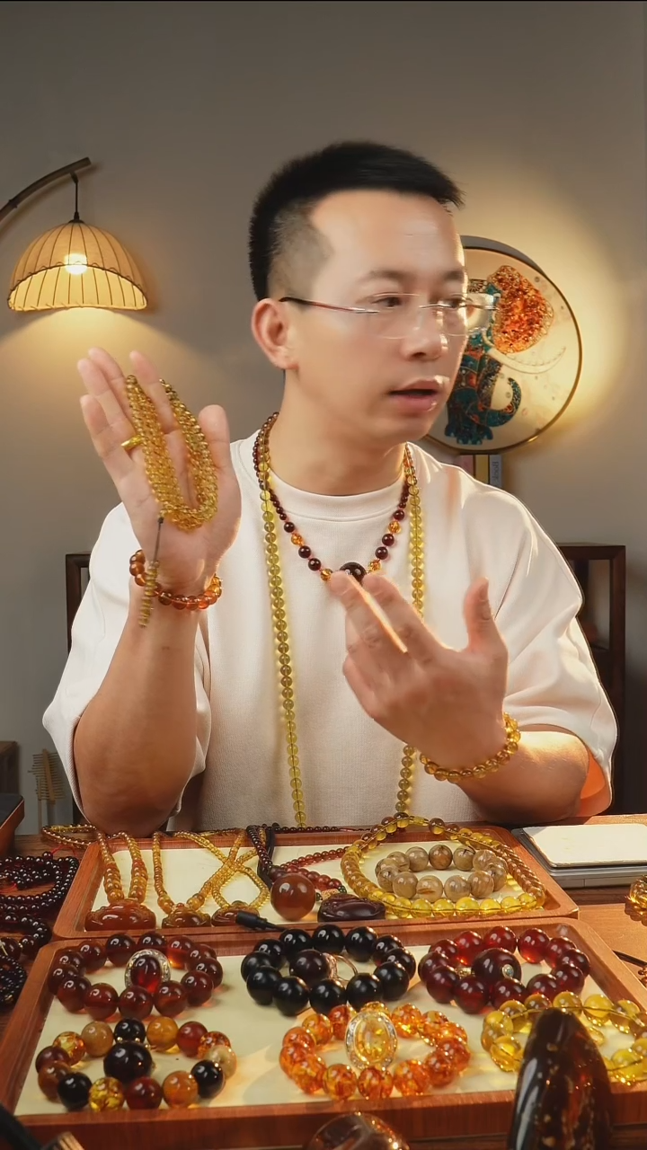 未镶嵌颈饰琥珀7+108蓝珀念珠