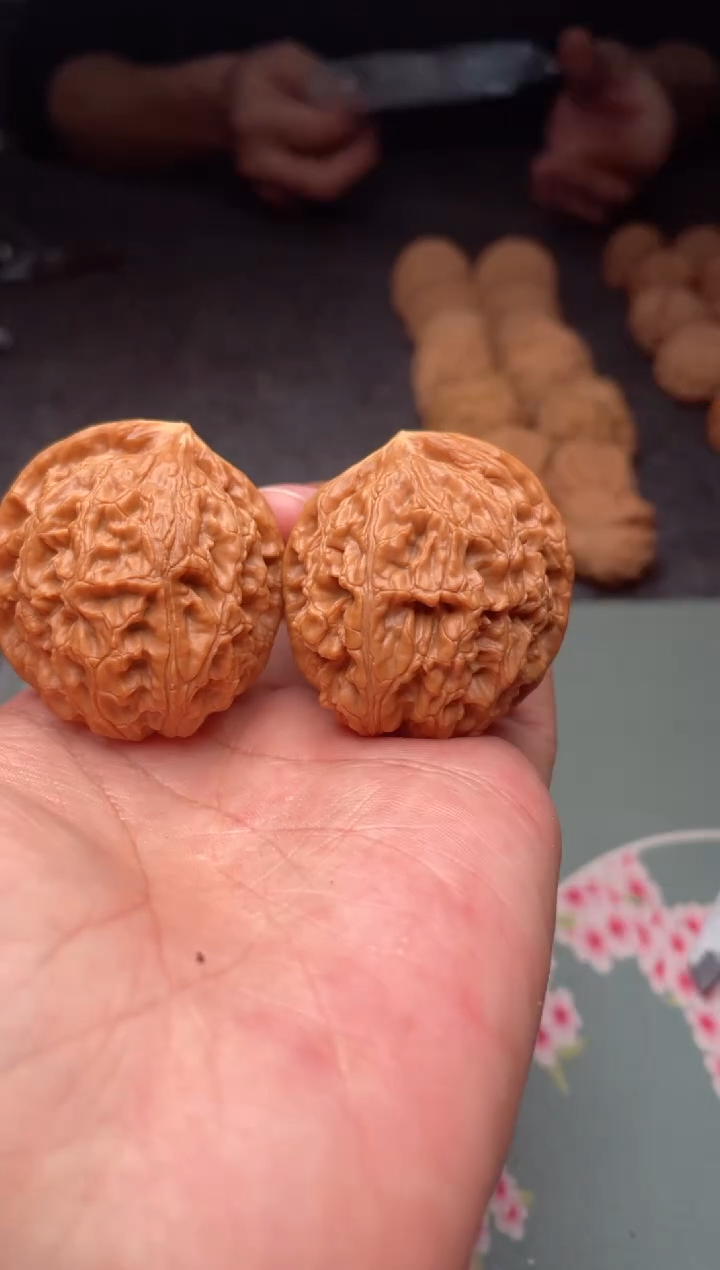 把件文玩核桃a227  水龙纹   40尺