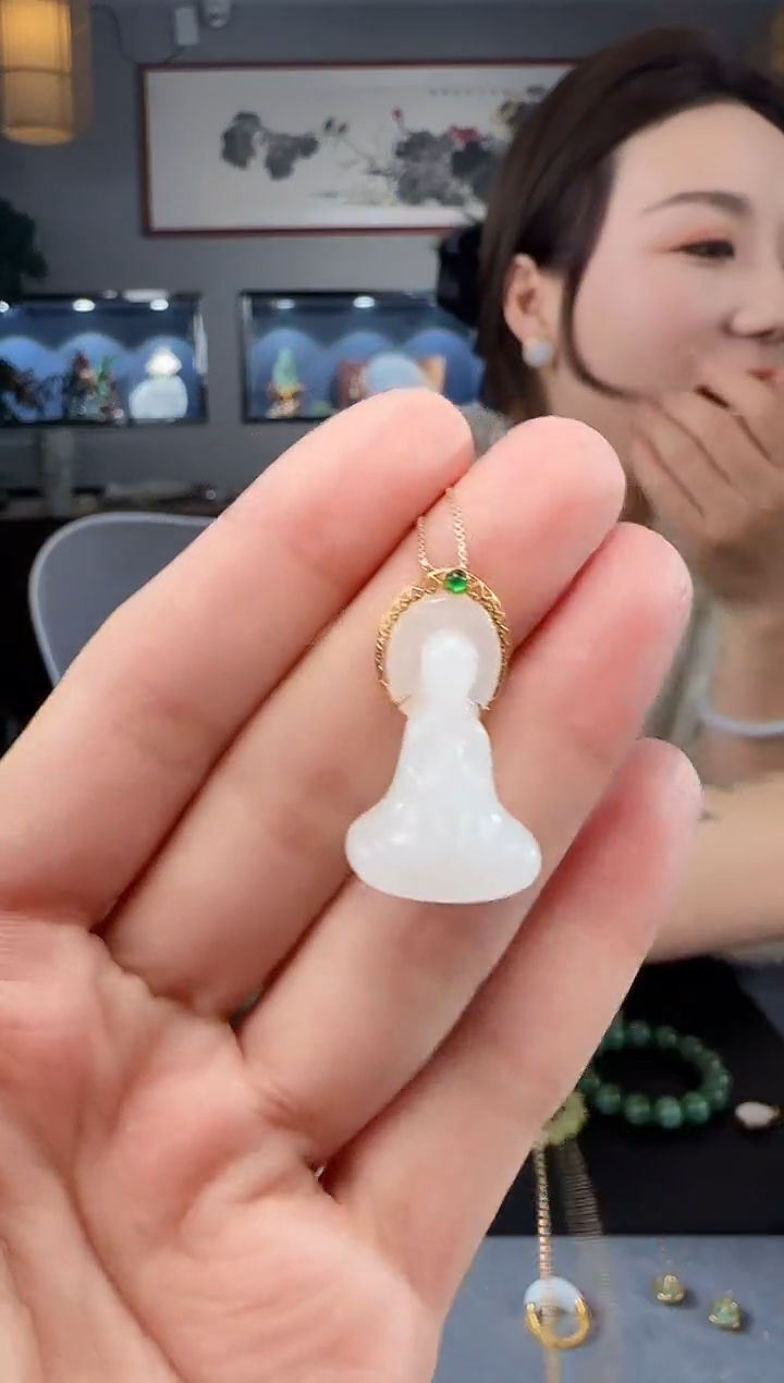 【闪购商品】和田玉吊坠(不含链)18K金镶嵌1