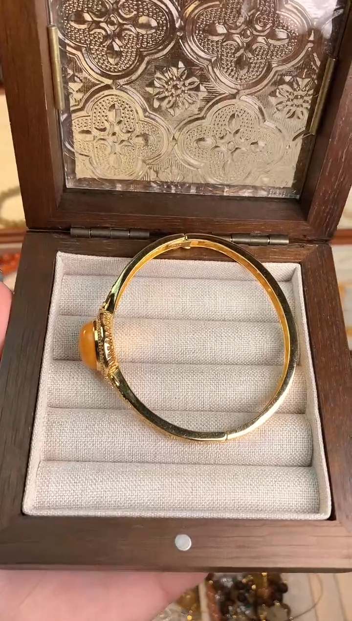 【闪购商品】蜜蜡琥珀画银S925镶嵌蜜蜡蛋面银S925手镯