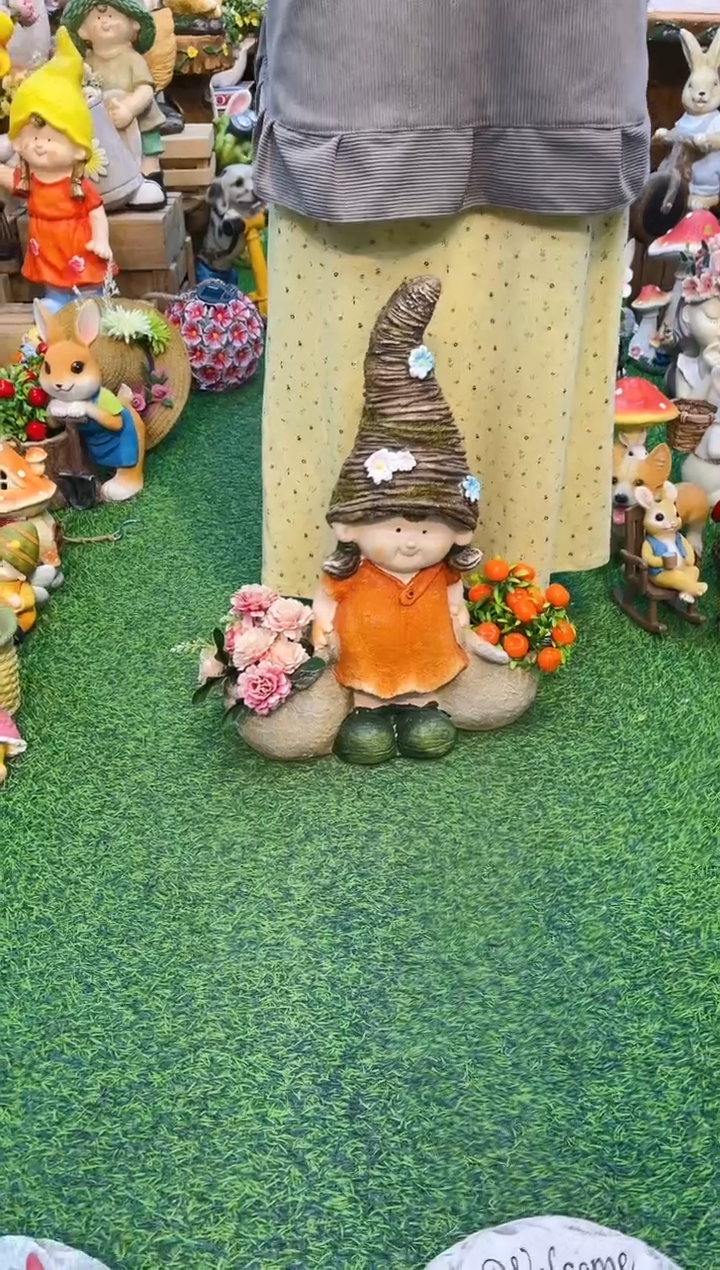 帽子女孩双盆       