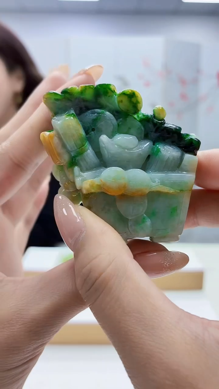 未镶嵌定制翡翠A**理4829MM-毛货挂件