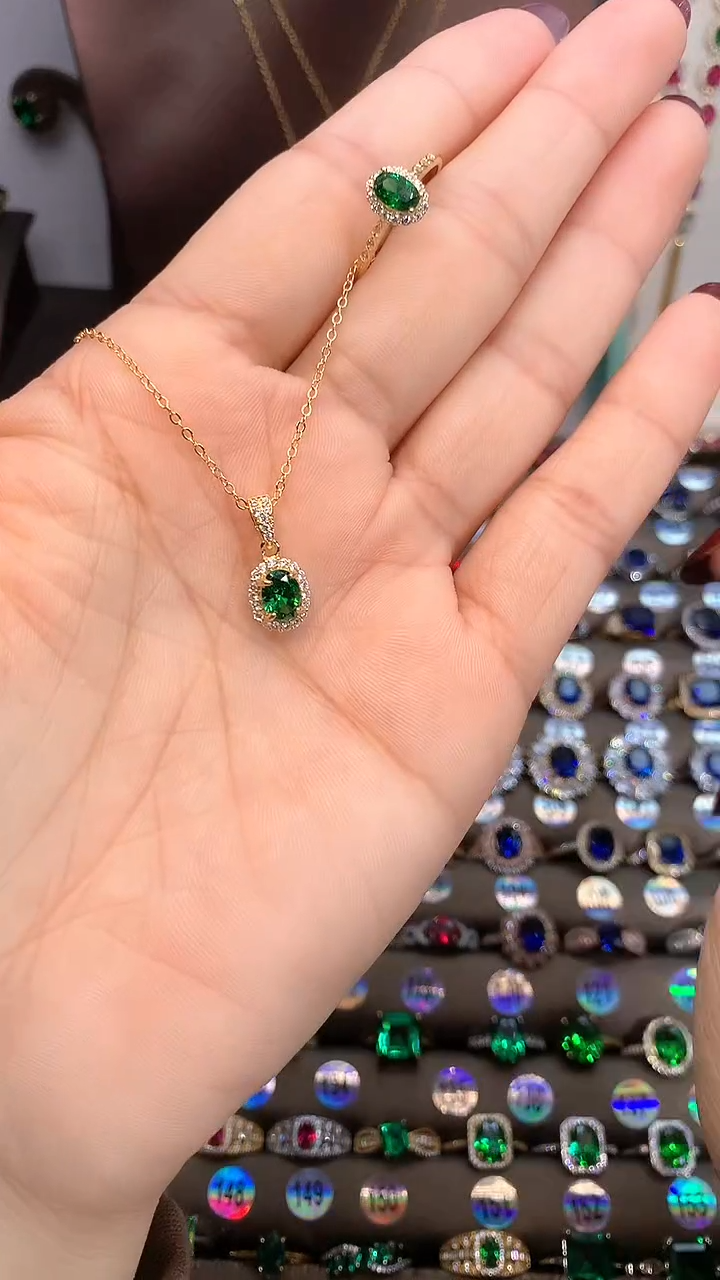 【闪购商品】透辉石戒指吊坠一套银S925镶嵌金色