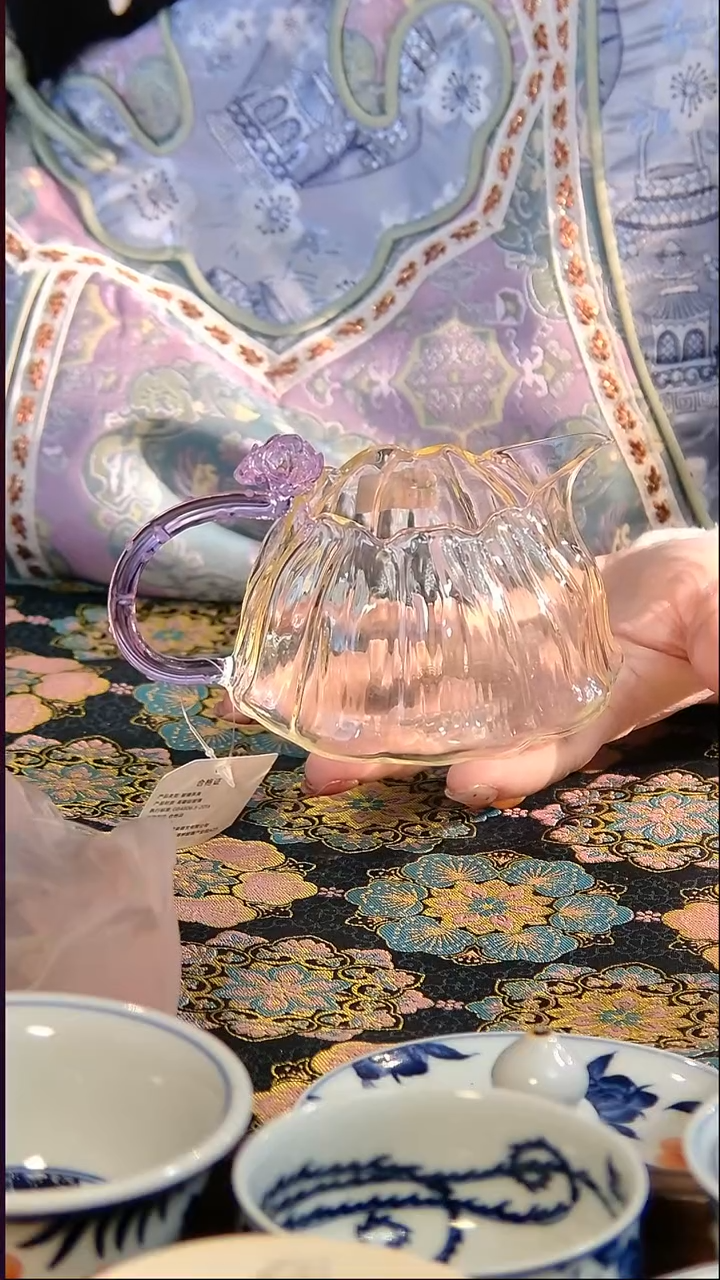 萌*琦公道杯。。。。。。。。。