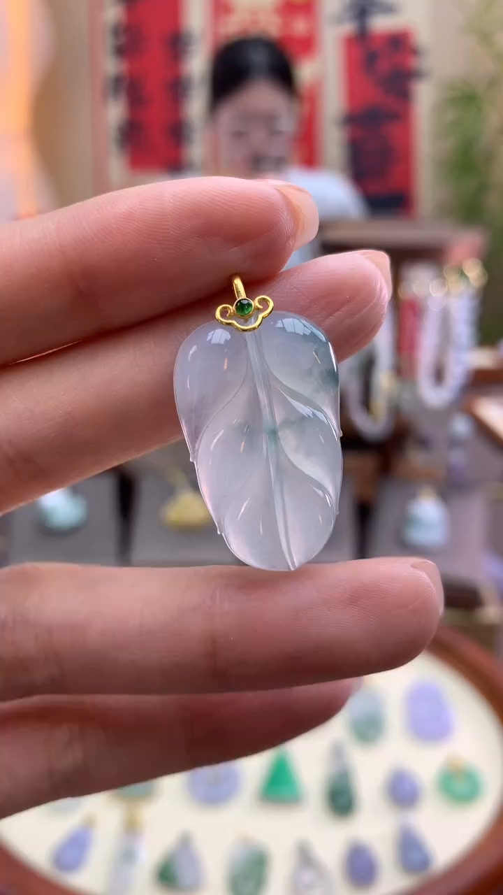 【闪购商品】翡翠颈饰18K金镶嵌佛公